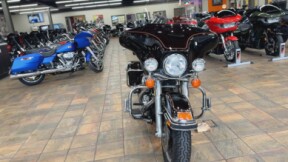 2001 Harley-Davidson® Electra Glide® Classic Black thumb 2