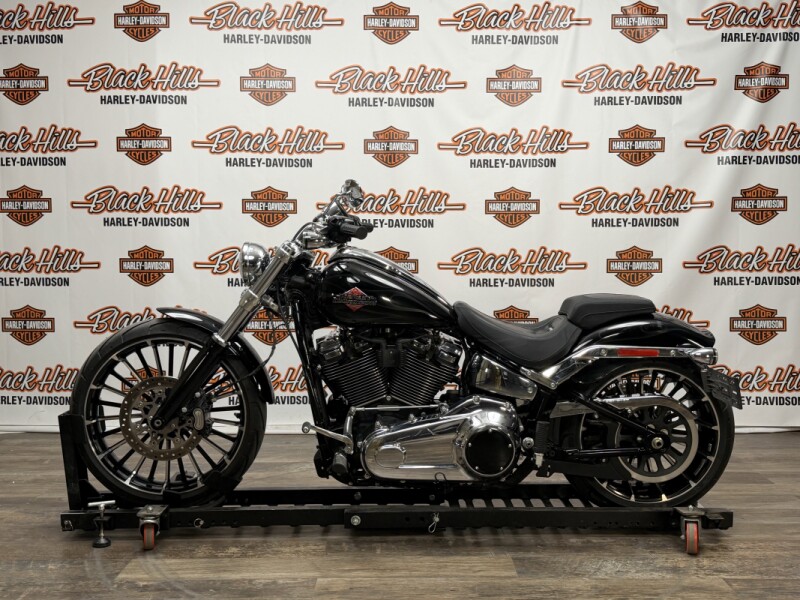 2025 Harley-Davidson® FXBR Breakout™