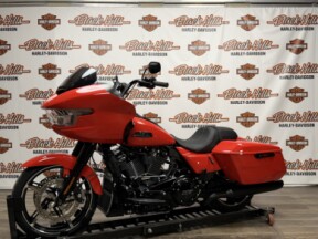 2026 Harley-Davidson® FLTRX Road Glide® thumb 3