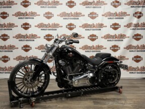 2025 Harley-Davidson® FXBR Breakout™ thumb 3