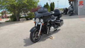 2020 Harley-Davidson® Ultra Limited Vivid Black thumb 1