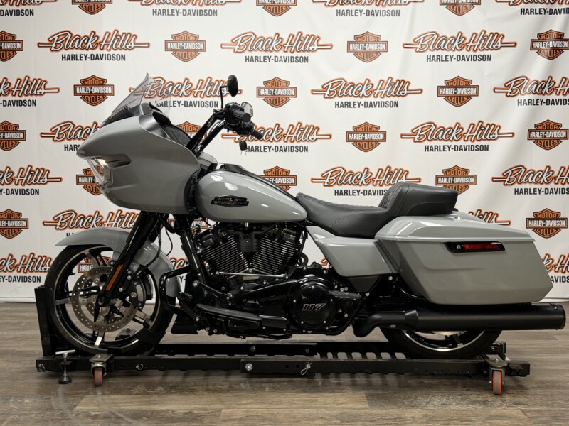 2025 Harley-Davidson® FLTRX Road Glide™