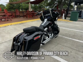 2019 Harley-Davidson® Ultra Limited thumb 3