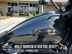 FLTRX 2026 Road Glide® thumb 1