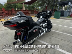 2019 Harley-Davidson® Electra Glide® Ultra Classic® thumb 3