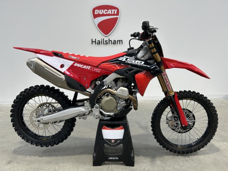 CR450R 2026 Desmo450 MX Factory