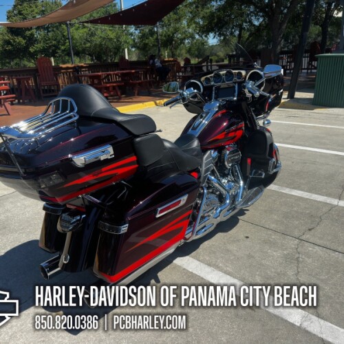 2017 Harley-Davidson® CVO™ Limited thumb 3