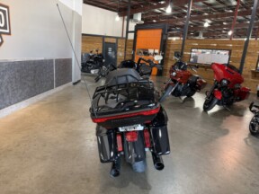 FLTRK 2021 Road Glide® Limited thumb 1