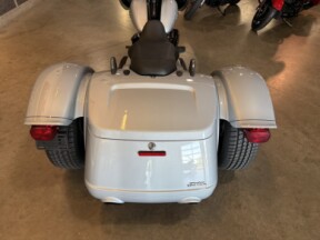 FLTRT 2024 Road Glide 3 thumb 0