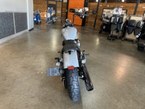 FXBB 2026 Street Bob® thumb 1