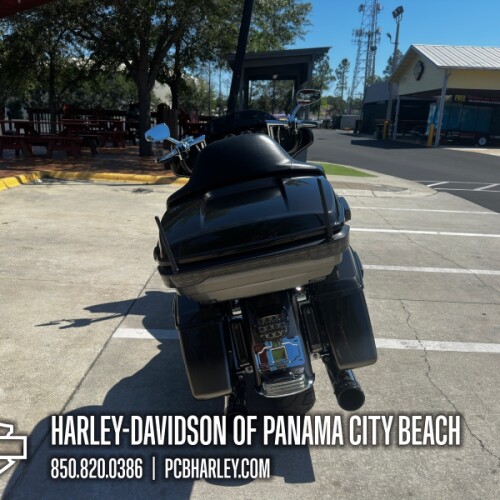 2014 Harley-Davidson® CVO™ Electra Glide Ultra Limited® thumb 2
