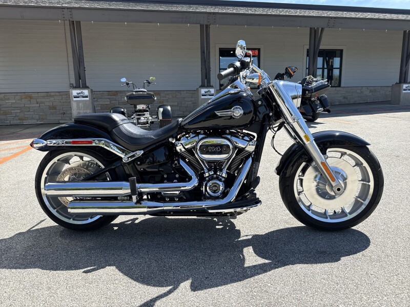 2024 Harley-Davidson® Fat Boy® 114 Vivid Black