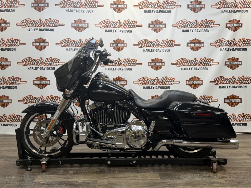 FLHXS 2016 Street Glide® Special