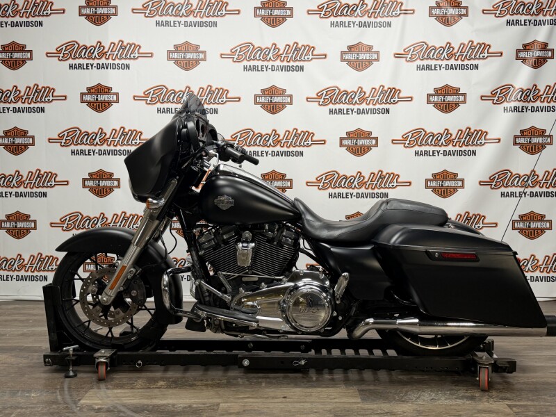 2022 Harley-Davidson® FLHXS Street Glide® Special
