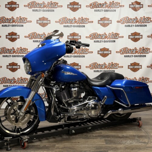 2018 Harley-Davidson® FLHX Street Glide® thumb 3