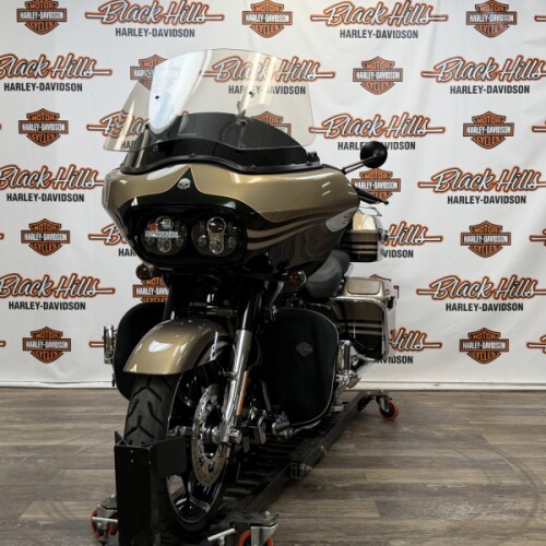 2013 Harley-Davidson® FLTRXSE2 CVO™ Road Glide® Custom thumb 1