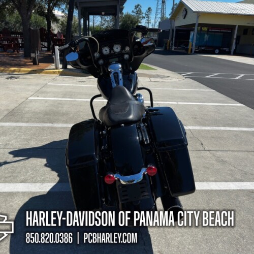 2012 Harley-Davidson® Street Glide® thumb 2