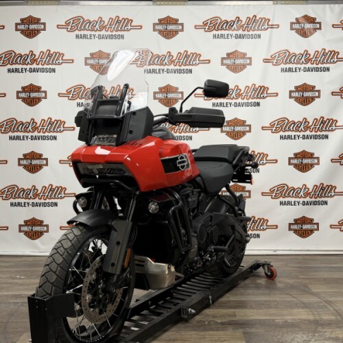 2026 Harley-Davidson® RA1250S Pan America® 1250 Special thumb 2