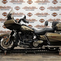 CVO™ Road Glide® Custom | Black Hills Harley-Davidson