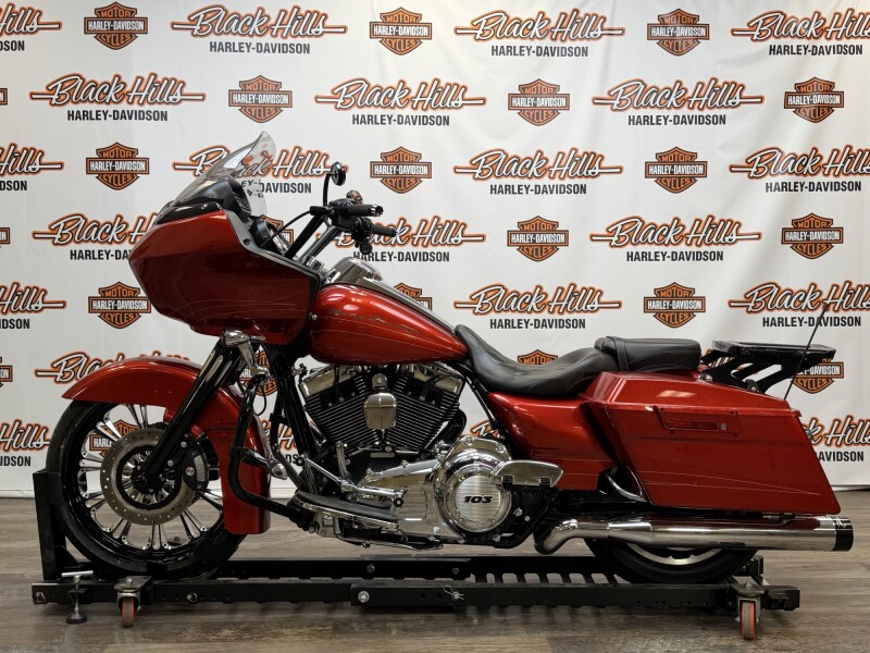 2013 Harley-Davidson® FLTRX Road Glide® Custom