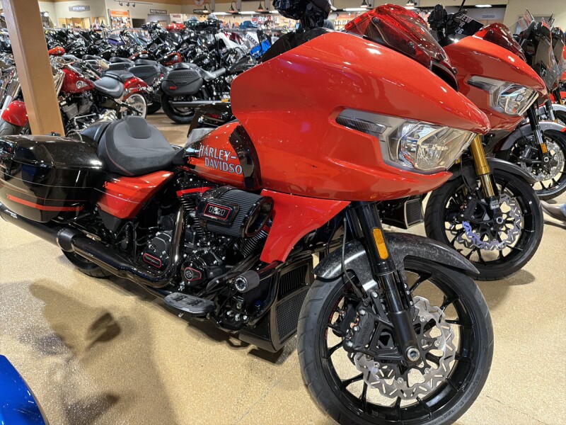 2026 Harley-Davidson® FLTRXSTSE CVO Road Glide ST