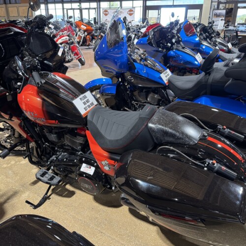 2026 Harley-Davidson® FLTRXSTSE CVO Road Glide ST thumb 1