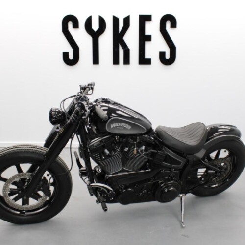 2004 Harley-Davidson FLSTF Custom Softail Fat Boy thumb 2