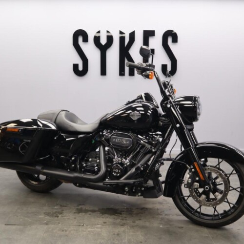 NEW 2025 Harley-Davidson FLHRXS Touring Road King Special in Vivid Black thumb 3