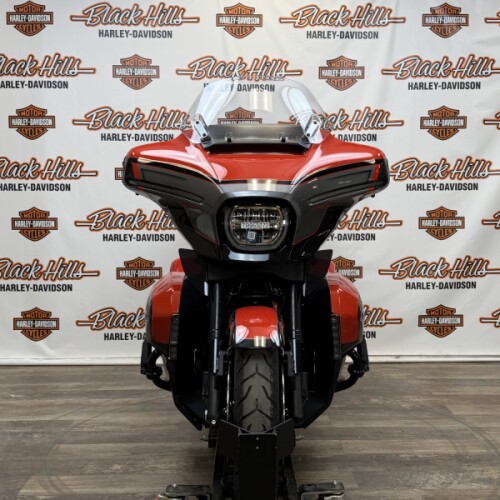 2026 Harley-Davidson® FLHXLSE CVO Street Glide Limited thumb 1