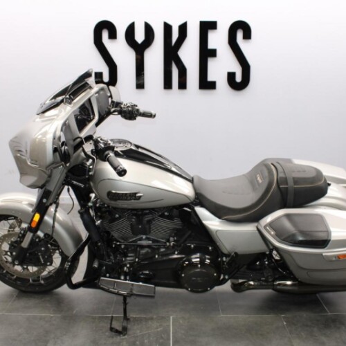2023 Harley-Davidson FLHXSE CVO Street Glide in Dark Platinum thumb 0