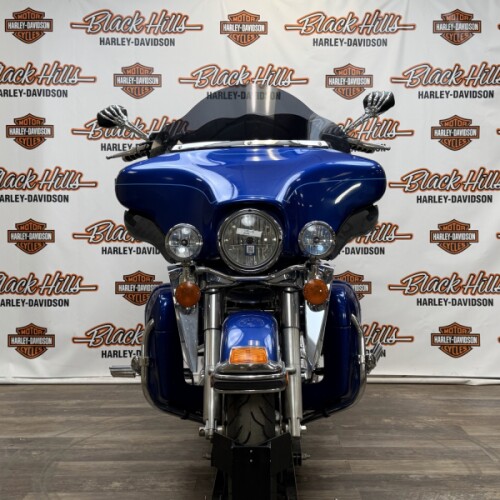 2010 Harley-Davidson® FLHTCU Electra Glide® Ultra Classic® thumb 0