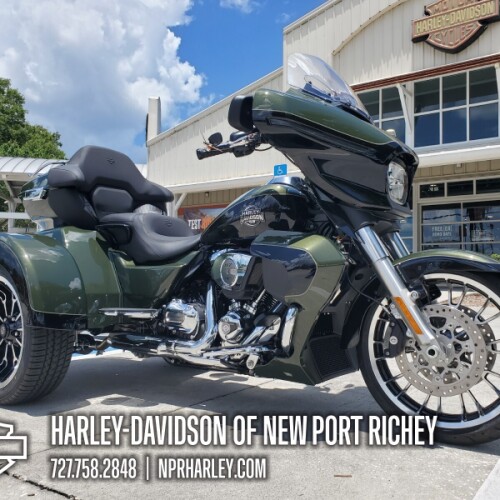 2026 Harley-Davidson® Street Glide 3 Limited thumb 2
