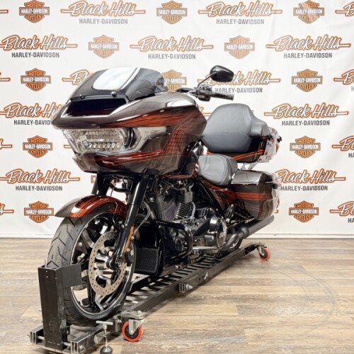 2026 Harley-Davidson® FLTRX Road Glide® thumb 2
