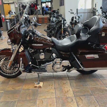 2011 Harley-Davidson® Electra Glide® Ultra Limited Two-Tone Dark Candy Root Beer/Light Candy Root Be thumb 0