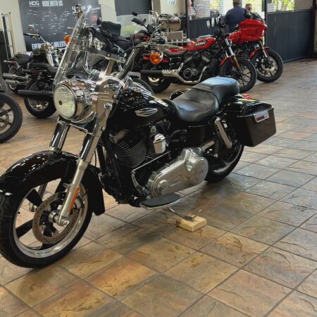 2012 Harley-Davidson® Switchback™ Black thumb 1