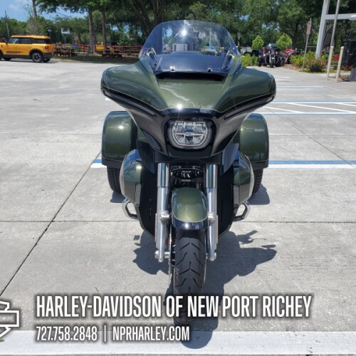 2026 Harley-Davidson® Street Glide 3 Limited thumb 3