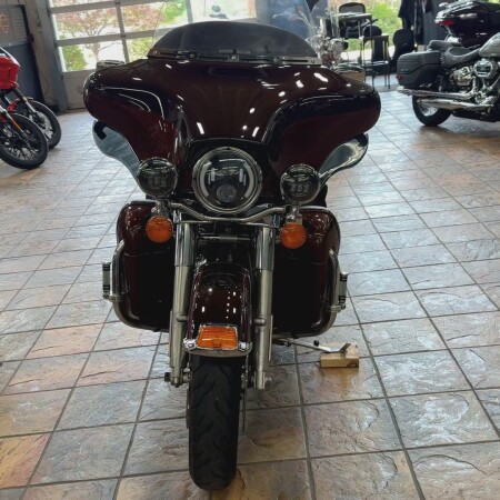 2011 Harley-Davidson® Electra Glide® Ultra Limited Two-Tone Dark Candy Root Beer/Light Candy Root Be thumb 2