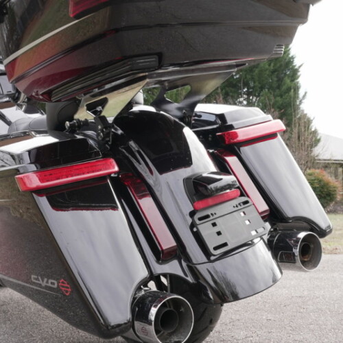 FLHXSE 2021 CVO™ Street Glide® thumb 1