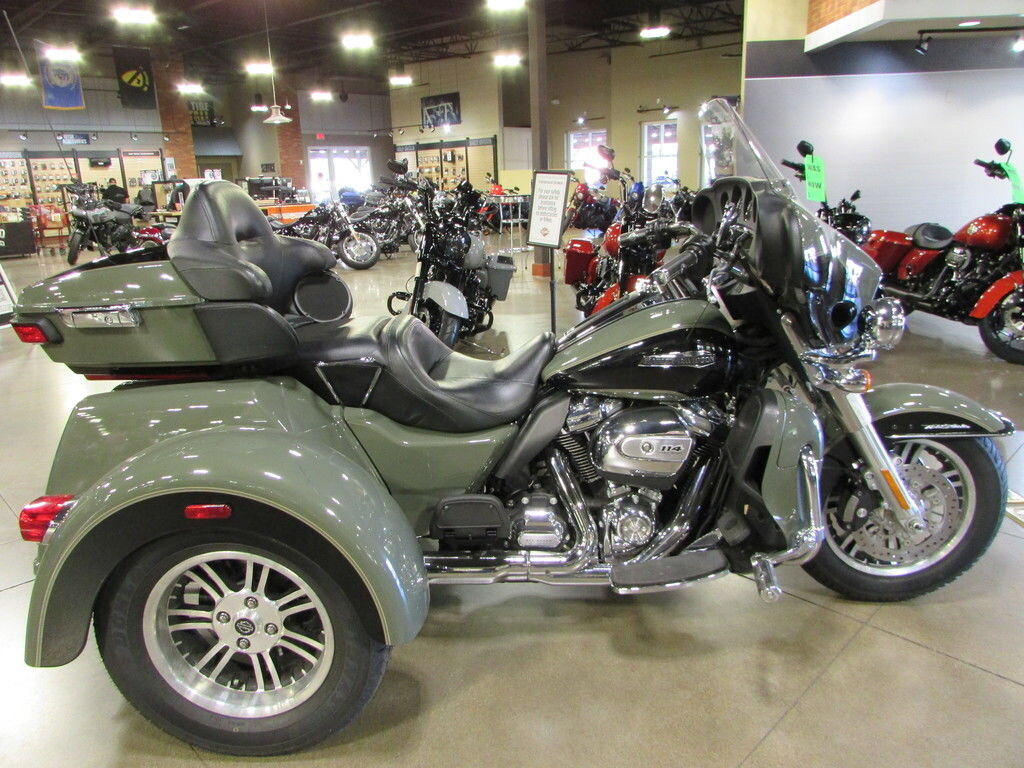 FLHTCUTG 2021 Tri Glide® Ultra