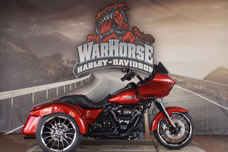 FLTRT 2025 Road Glide® 3