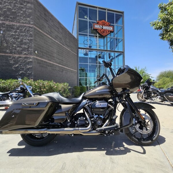 FLTRXS 2020 Road Glide® Special