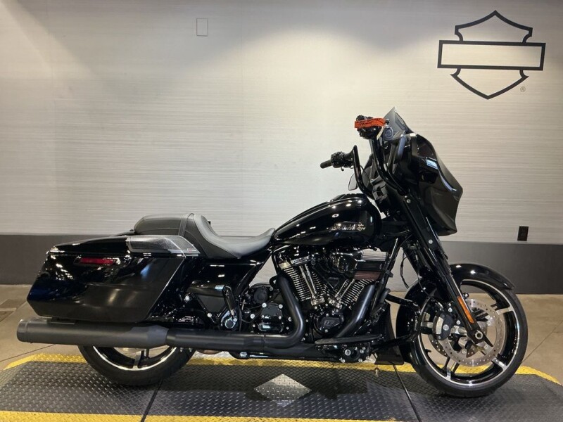 FLHX 2024 Street Glide®