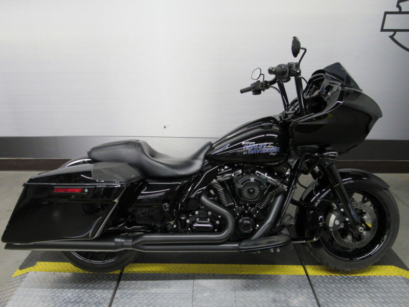 FLTRXS 2021 Road Glide® Special