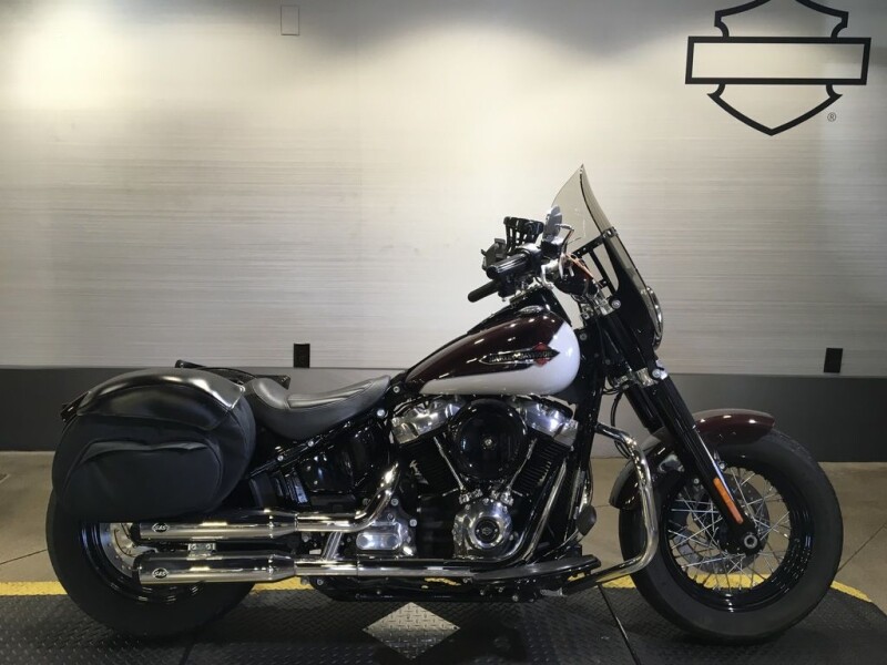 FLSL 2021 Softail Slim®