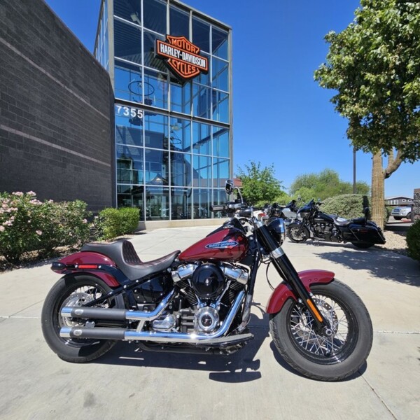 FLSL 2020 Softail Slim®