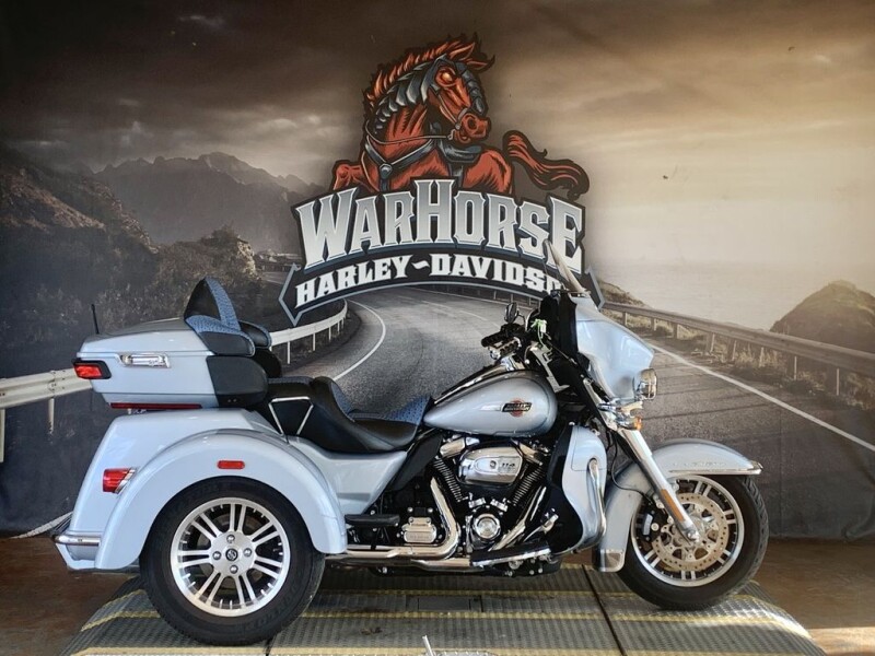 FLHTCUTG 2023 Tri Glide® Ultra