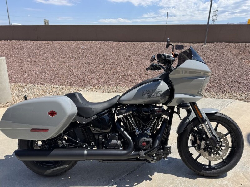 FXLRST 2025 Low Rider™ ST