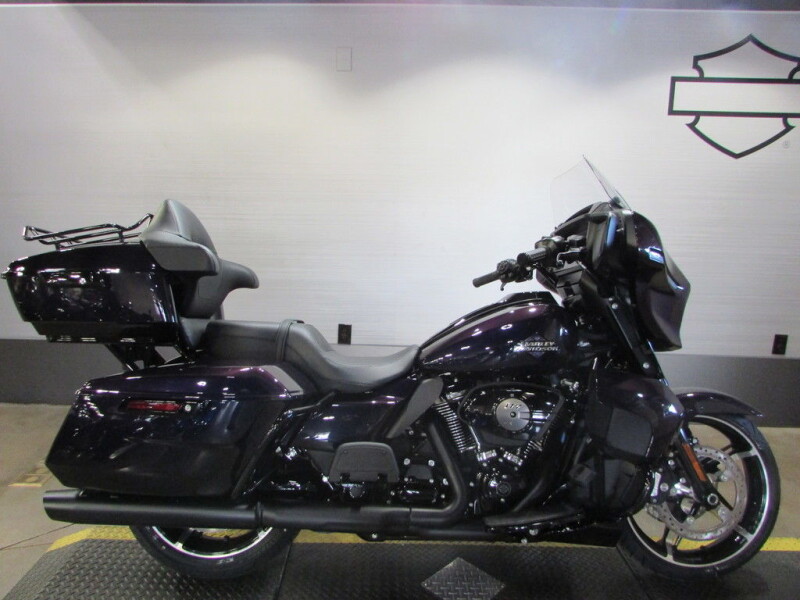 FLHXU 2025 Street Glide™ Ultra