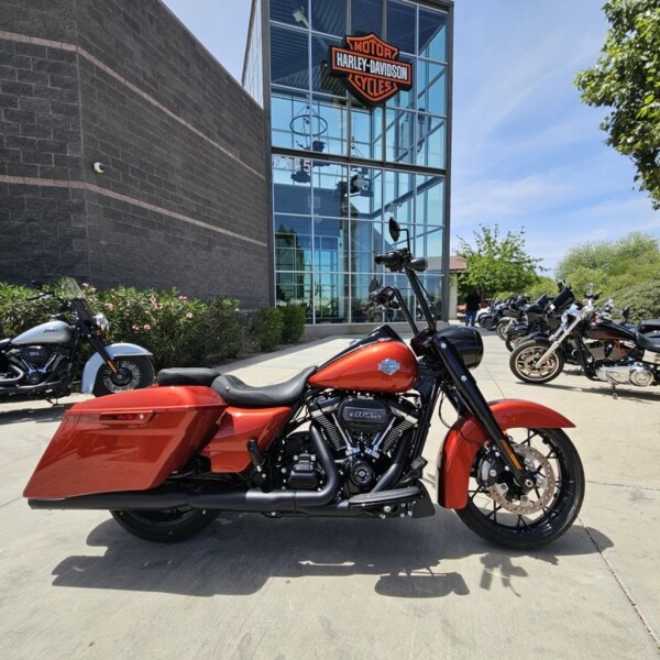 FLHRXS 2025 Road King™ Special