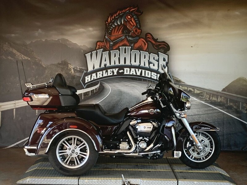 FLHTCUTG 2022 Tri Glide® Ultra
